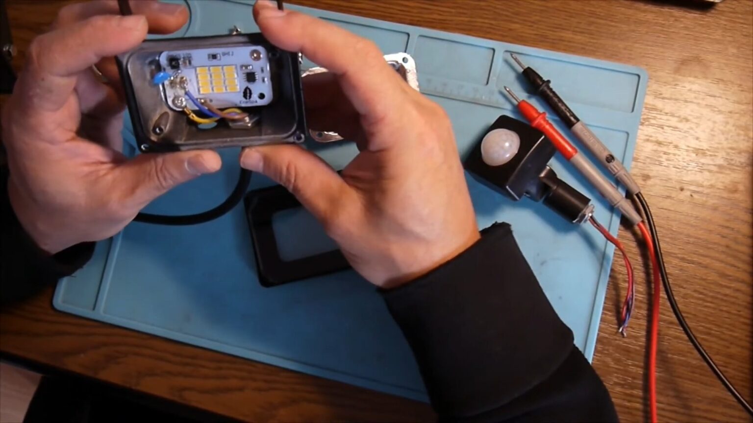 How to fix LED Flood Light Flashing On and Off? Quick & Easy Solutions