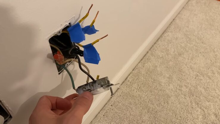 How To Trace Wires In A Wall - Multimeter Continuity Test