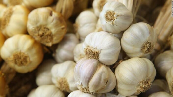 210512175402 01 garlic facts myths wellness super tease